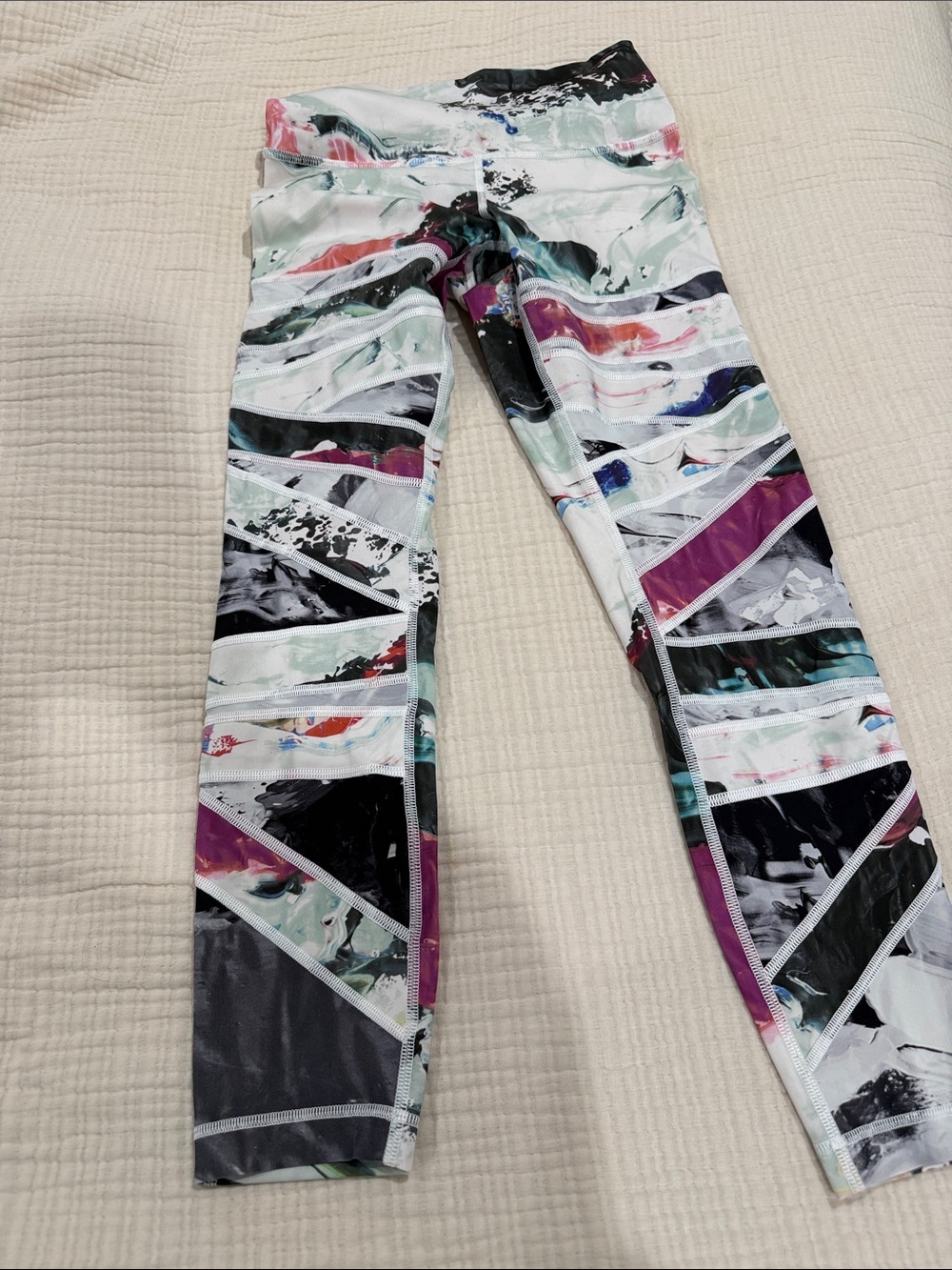 lululemon athletica Multicolor Abstract Print Leggings